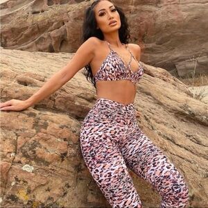 Lici Fit Safari Leopard Legging & Bra Set